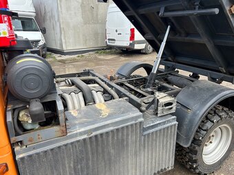 Unimog - 9