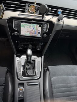 VW Passat 2.0 BiTDI 176kw 4x4 DSG - 9