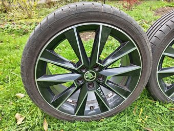 Originál ALU kola Škoda Fabia Rapid R17 + letní pneu - 9