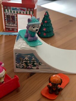 Tlapková patrola sbírka- kamion, věž, auta, figurky - 9