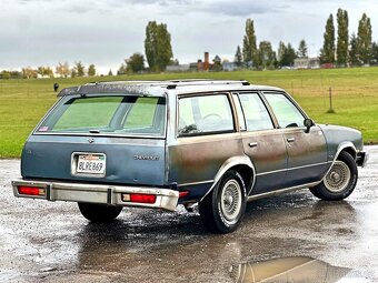 1983 Chevrolet Malibu Classic Wagon 5.0L V8 - 9