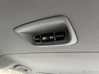 Mercedes Benz V220 2.2d 120kw 2017 - 9