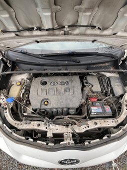 Toyota Verso díly - 9