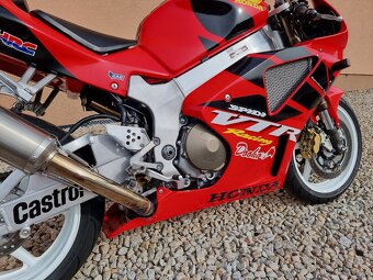 Honda VTR SP1 - 9
