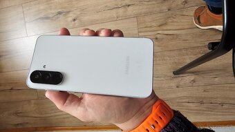 Samsung Galaxy A56 dual 8/256GB - aj vymením - 9