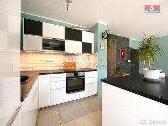Prodej bytu 3+kk, 70 m², Praha, ul. Podchýšská - 9