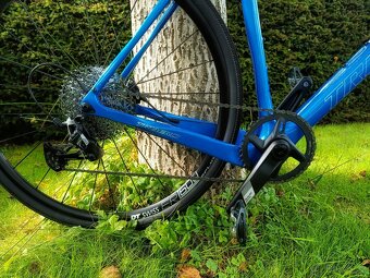 Zánovní gravel kolo - karbon / DT Swiss ER1600 / 8.6 kg - 9