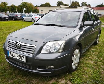 Toyota Avensis Kombi 1.8 VVTi - rok 2005 - 9