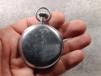 Krásné a zachovalé staré švýcarské stopky OMEGA - 9