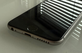 Apple iPhone 6 32GB - 9