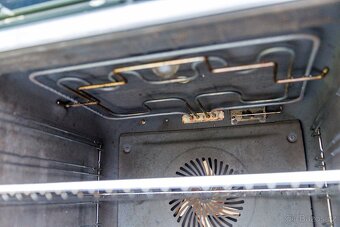 Elektrická trouba Electrolux EOA 45555 OX - 9