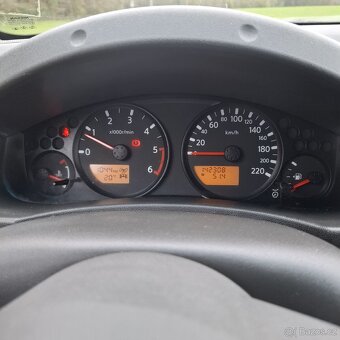 Nissan navara 4x4 - 9