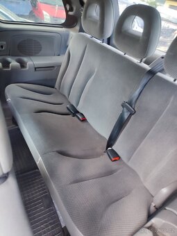 Chrysler Grand Voyager 2.8LCRD - 9