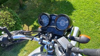 Yamaha YBR 125 pouze 10590 km - 9