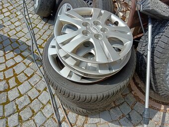 KIA CEED SW rok 2010 - 9