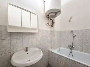 Prodej, byt 2+kk, 50 m2, Jaroměř - 9