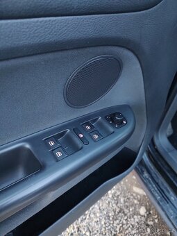 Prodám VW Golf Plus 1.9 TDI, Bluemotion, rok 2009 - 9