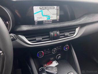 Alfa Romeo Stelvio 2,2D 16oPS Kam Klim PDC AL ACC 1/20 - 9