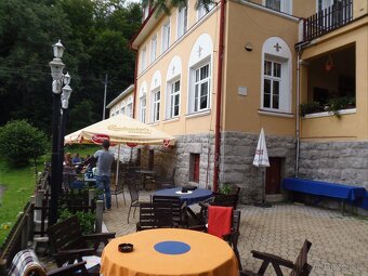 Investiční nemovitost – bývalý rodinný hotel Krásná vyhlídka - 9
