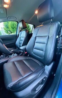 MAZDA CX-5 2.0i 118KW 4x4 KUŽE-NAVI-BOSE-KAMERA-PDC-R19 - 9