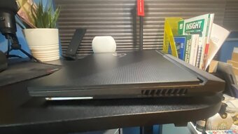 ASUS ROG Strix G15 (2022) – RTX 3060, Ryzen 7 4800H - 9