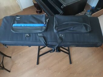 Yamaha DGX-305 portable grand - 9