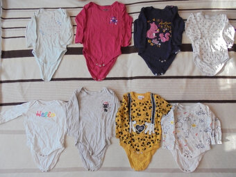 VELKÝ SET 44 KS DÍVČÍHO OBLEČENÍ VE VEL. 74 ZA SUPER CENU - 9