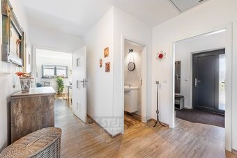 Prodej novostavby rodinného domu, 121 m², pozemek 801 m², Mi - 9