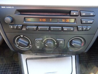 BMW 1 118d r.v.2006 (90 kw) stk:12/2005 - 9