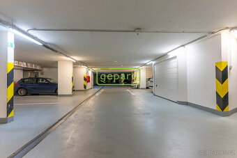 Prodej dvou garážových stání a dvou sklepů 1,8 a 1,9m2, Prah - 9