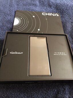 ZTE Axon 40 Ultra 12/512 ZTE Axon 40 Ultra Space Edition - 9