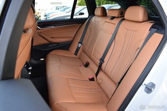 BMW 530d xDrive ///MSPORT ZÁRUKA DPH ČR 1.MAJITEL - 9
