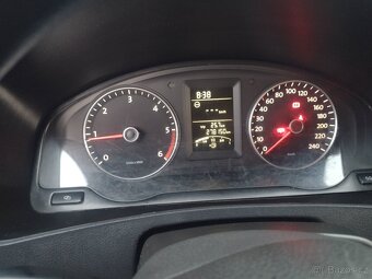 Volkswagen Transporter T5 2.0TDI - 9
