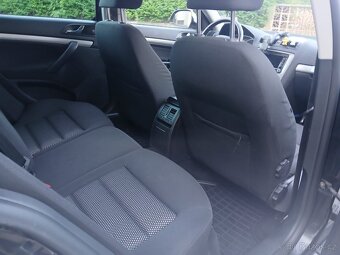 Škoda Octavia Scout dsg 2.0tdi 4x4 - 9