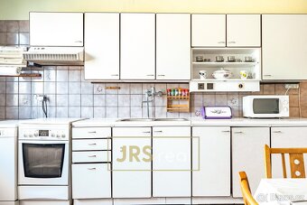 Prodej rodinného domu, 230 m2 - Hustopeče, ev.č. 00031 - 9