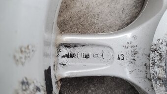 Alu kola s pneu R16 215/60 (zimní) - 9