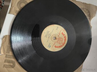 Mix 66 kusů gramofonových desek - 9
