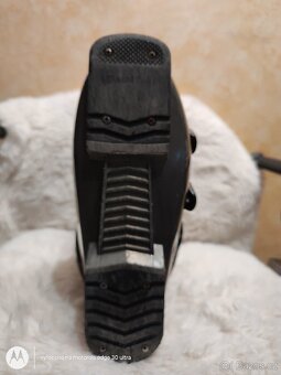 Lyžáky s helmou - 9