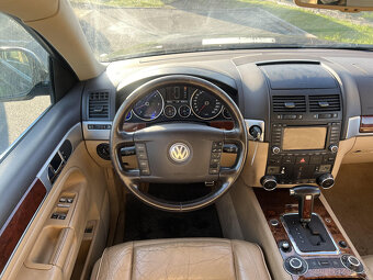 VW Touareg 5.0tdi 230kw +Najeto 202TKM+Po 1.majiteli+4x4 - 9