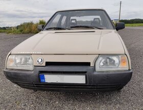 Škoda Favorit 136 L, 46 kW, hnědá pastelová, reg. 1989 - 9