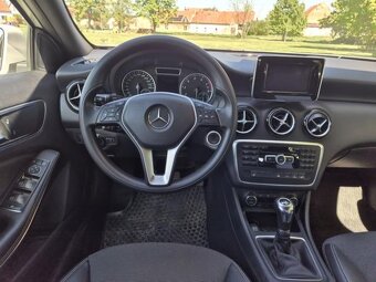 Prodám Mercedes-Benz Třídy A 1.6I 90KW - AUT.KLIMATIZACE - 9