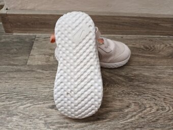 Dětské tenisky Nike, vel. 25, délka stélky 16 cm - 9