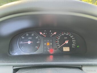 Renault Laguna 1,8 benzín 2003 - 9