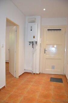 Pronájem bytu 2+kk, Praha 10, metro Strašnická - 9