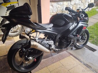 Suzuki gsxr 1000 rok.2007 - 9