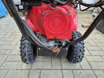 Sněžná Fréza Honda HS 970 hydropojezd - 9