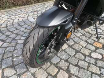 Kawasaki versys 650SE - 9