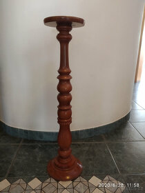 Starožitný nábytek - 9