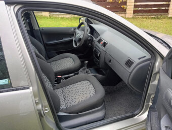 Prodám Škoda fabia combi 1,2, benzín - 9