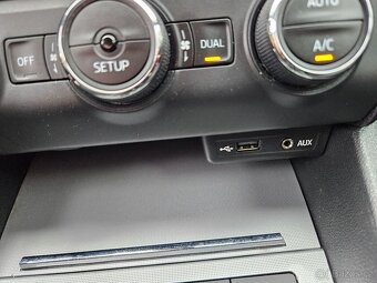 Škoda Oktavia 1,6Tdi 77kw r.v 2014 bílá sedan super stav - 9